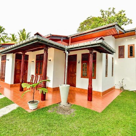 The Senu Grand Villa Hikkaduwa Buitenkant foto