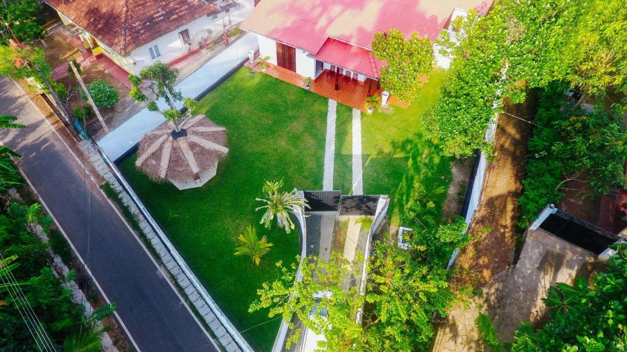 The Senu Grand Villa Hikkaduwa Buitenkant foto