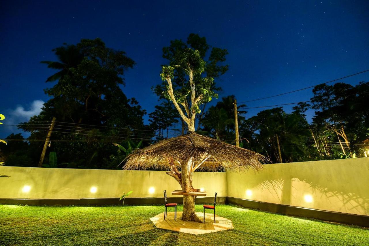 The Senu Grand Villa Hikkaduwa Buitenkant foto