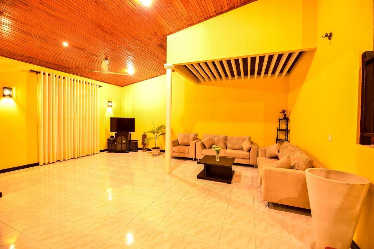 The Senu Grand Villa Hikkaduwa Buitenkant foto